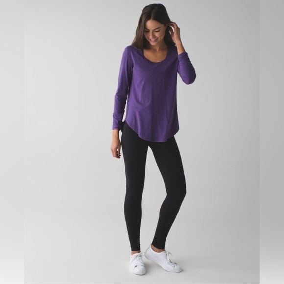 Lululemon Yogini 5 Year Long Sleeve Tee in Heathered Bold Violet - Picture 1 of 9